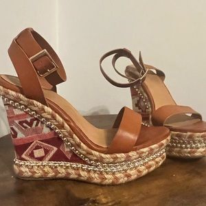 Printed wedge sandal